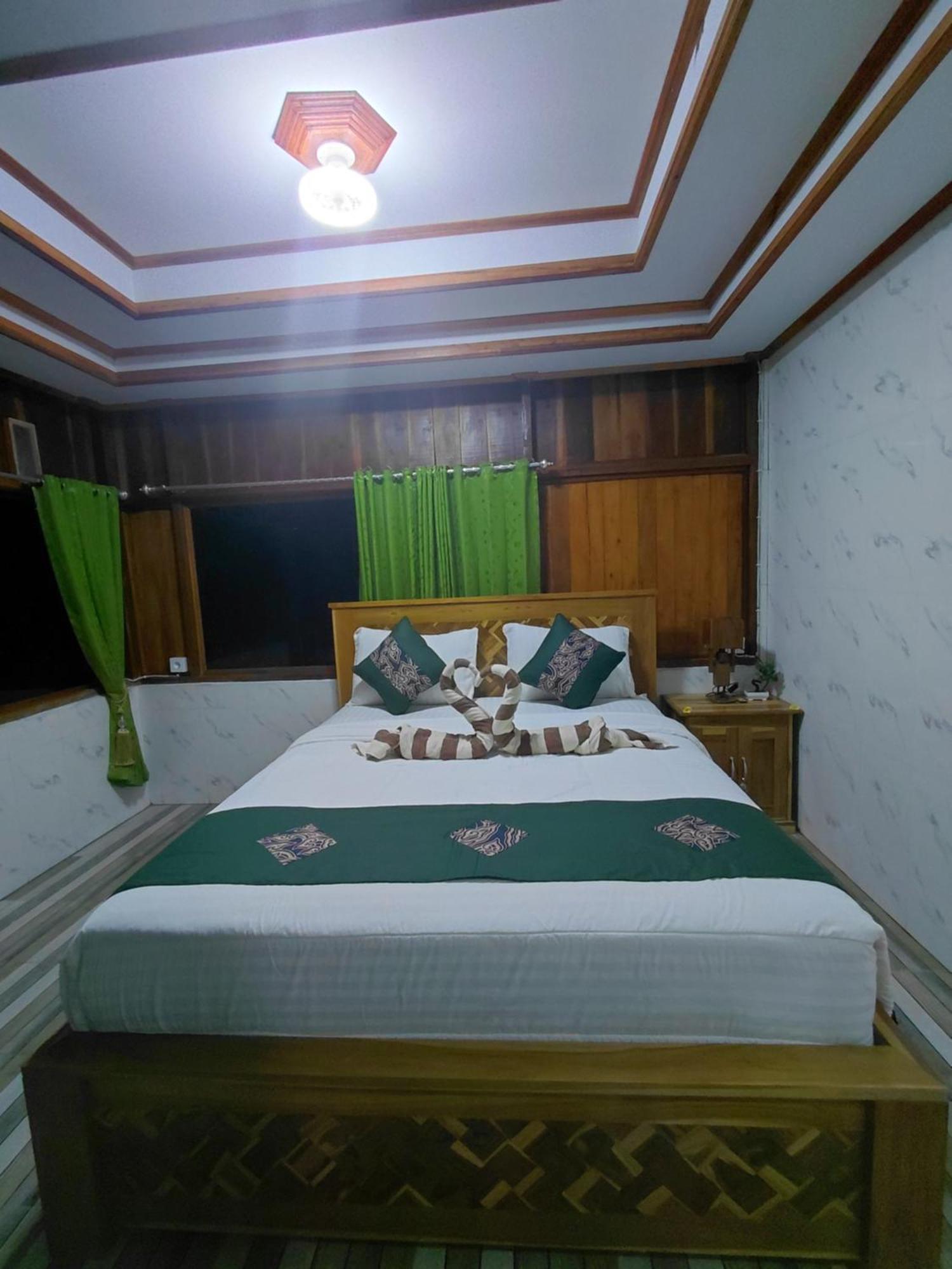 Friendly Homestay Lemukih 싱가라자 외부 사진